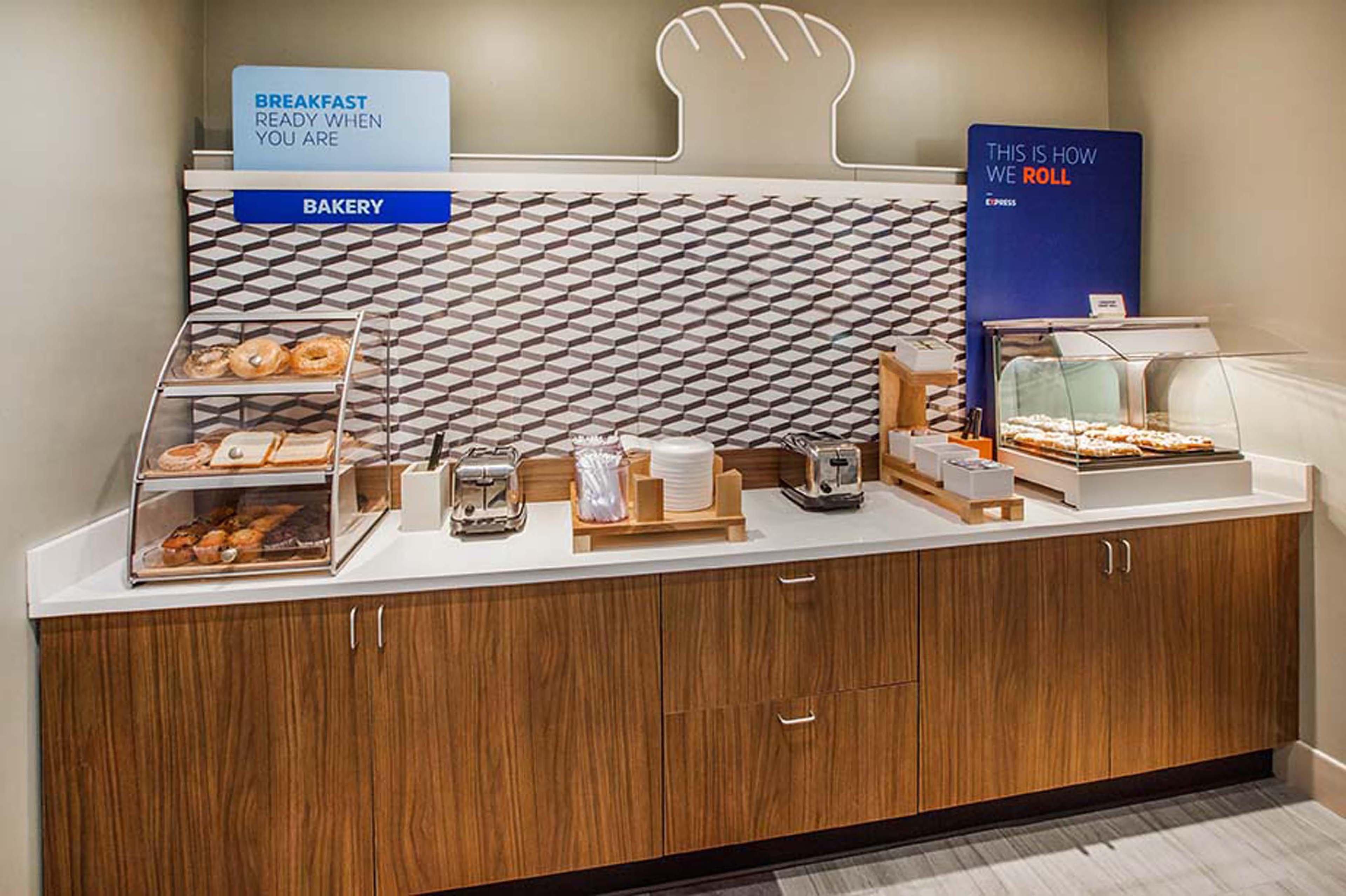Express By Ihg Jackson